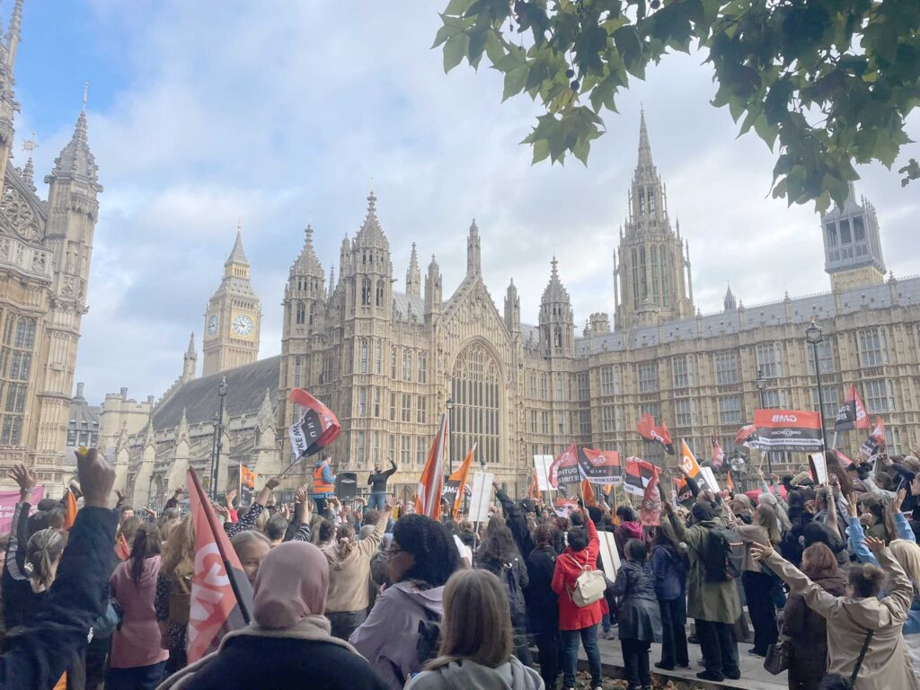 GMB support staff Greenwich and Merton.